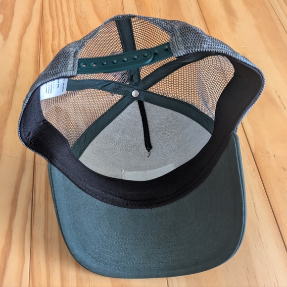 NWT Outdoor Research Unisex Snapback Advocate Trucker Cap Fir Green - Picture 2 of 7